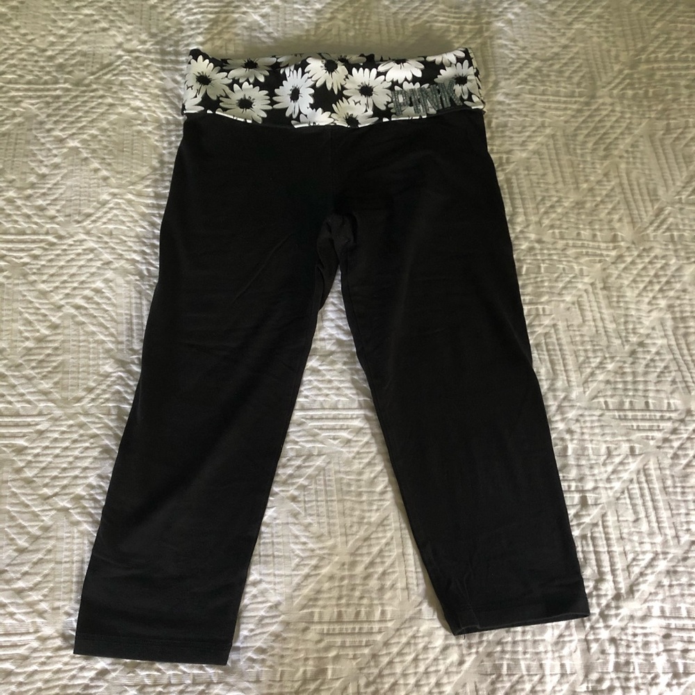 PINK yoga capri leggings